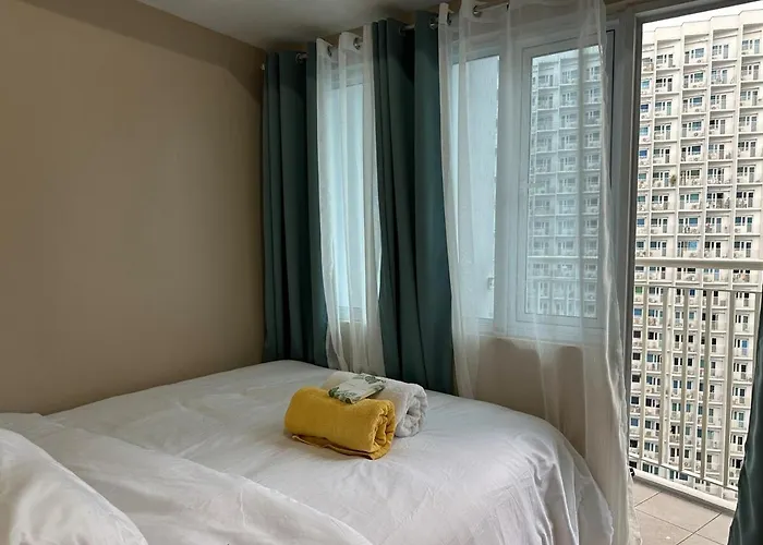 Modern & Cozy Two Br In Jazz Residences Makati